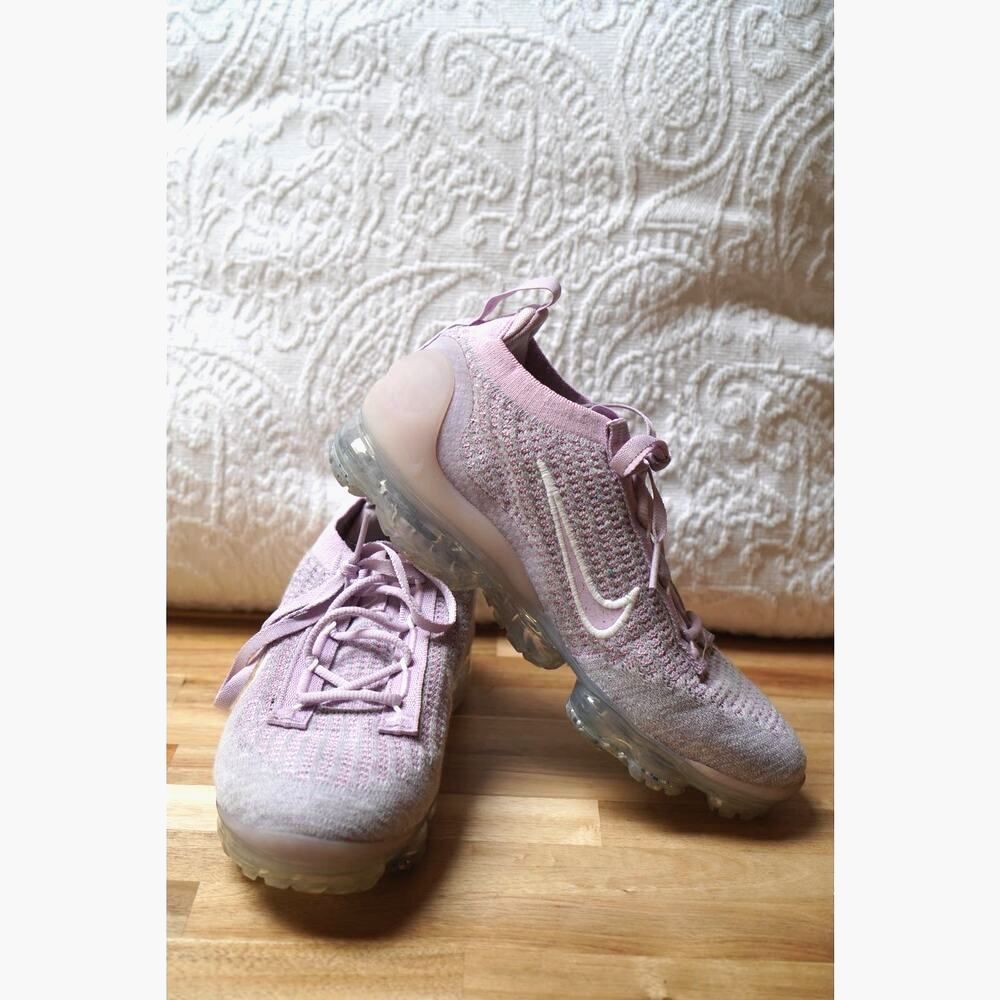Nike Air VaporMax 2021 Flyknit Plum Fog Pink Sneakers Size 7 Women Running Shoes